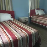 Crepe Myrtle Inn