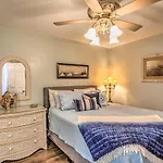Myrtle Beach Ocean-View Condo Walk To Beach!