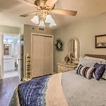 Myrtle Beach Ocean-View Condo Walk To Beach!