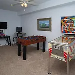 Coconut Grove 404