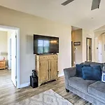North Myrtle Beach Condo With Private Balcony!