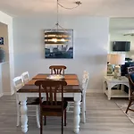 Ashworth 502 Condo