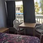 Beach Side Hotel