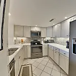 Ocean Creek South Tower Kk9 2Br 2Ba Oceanfront!!