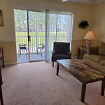 2Nd Floor Condo Sleeps 4 1 Bed 1 Bath Waterway Village 1E