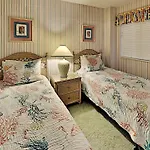 Home Away From Home! Bright Condo Amenities