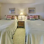 Home Away From Home! Bright Condo Amenities