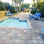 Coral Beach 754