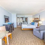 Modern Oceanfront King Suite Sand Dunes 2834