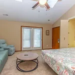 Plantation Golf Villas 2 Miles To The Beach! Sleeps 6