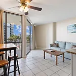 Location!!! Oceanfront Condo At Meridian Plaza