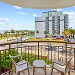 Location!!! Oceanfront Condo At Meridian Plaza