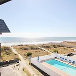 Cherry Grove Retreat & Sea Cabin