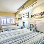 Beachfront Resort Condo With Lazy River And Pools!