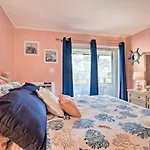 Condo With 2 Balconies - Across From Myrtle Beach!
