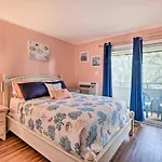 Condo With 2 Balconies - Across From Myrtle Beach!