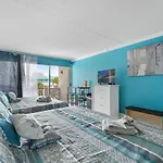 1600 South Ocean Boulevard