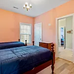 24Th Ave Retreat