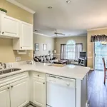 Charming Condo On Myrtlewood Golf Course With Pool!