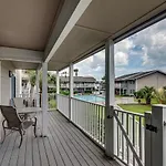 Surfside Floral Villas E17