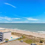 Ocean View Studio Landmark 907