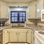 Charming Myrtle Beach Townhome Walk To Beach