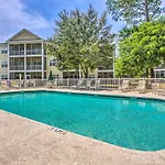 Sunny Coastal Condo About 1 Mi To N Myrtle Beach!