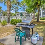 Sunny Coastal Condo About 1 Mi To N Myrtle Beach!