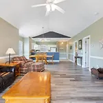 2Br & 2Bath Cozy Condo Magnolia North