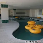 *Wonderful Amenities*Queen Beds * Pools & More*C50