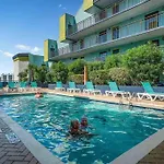 *Ocean View Beauty*King Bed*Rooftop Pool*Beach*Hot Tubs*M123