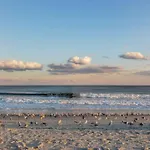 *Comfy Beach Condo*Pools*Hot Tubs*More*B49