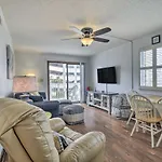 North Myrtle Beach Condo With Private Balcony!
