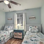 North Myrtle Beach Condo With Private Balcony!