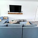 Walk To The Beach-Sleeps 10 And Golfcart