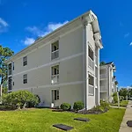 Myrtle Beach Condo On Fairways And Pool Access!