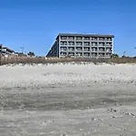 South Myrtle Condo With Balcony - Walk To The Beach!