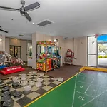 Ocean Reef Resort - Direct Oceanfront Studio - Nicely Updated! Perfect For 2-4 Guests! Unit 401