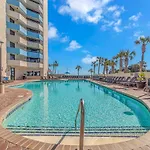 Ocean Reef Resort - Direct Oceanfront Studio - Nicely Updated! Perfect For 2-4 Guests! Unit 401