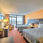 Convenient Myrtle Beach Studio With Balcony!