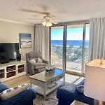 Huge 3 Bedroom, 3 Bath Condo In The Lovely Brighton Building! Condo