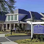 Huge 3 Bedroom, 3 Bath Condo In The Lovely Brighton Building! Condo
