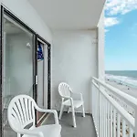 Ocean Front Comfy Condo W/Kitchen, Sleeps 4, Snowbird Paradise