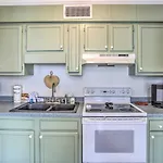 Cozy Myrtle Beach Escape With Resort Amenities!
