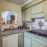 Cozy Myrtle Beach Escape With Resort Amenities!