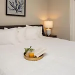Lovely 4Br King Beds Steps To Beach And Pier J