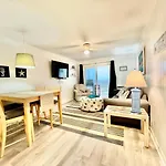 Lovely 2 Bedroom Condo With Ocean View 304- 3Rd Floor No Elevator