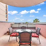 Palms Resort Getaway