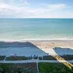 :) Water Front Beach Retreat - Sleeps 8