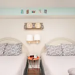 :) Water Front Beach Retreat - Sleeps 8